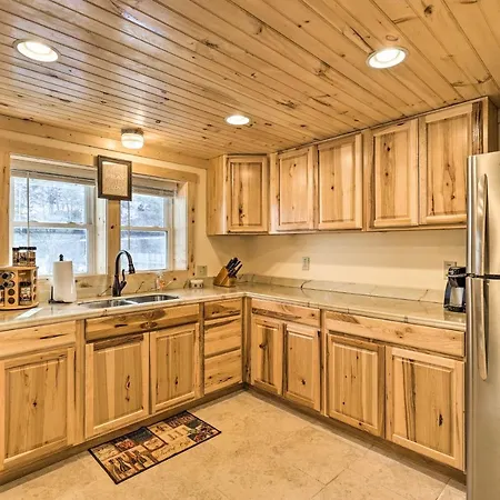 Quaint Appalachian Getaway About 2 Mi To Boone! Exterior photo