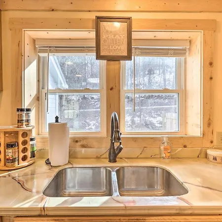 Quaint Appalachian Getaway About 2 Mi To Boone! Exterior photo