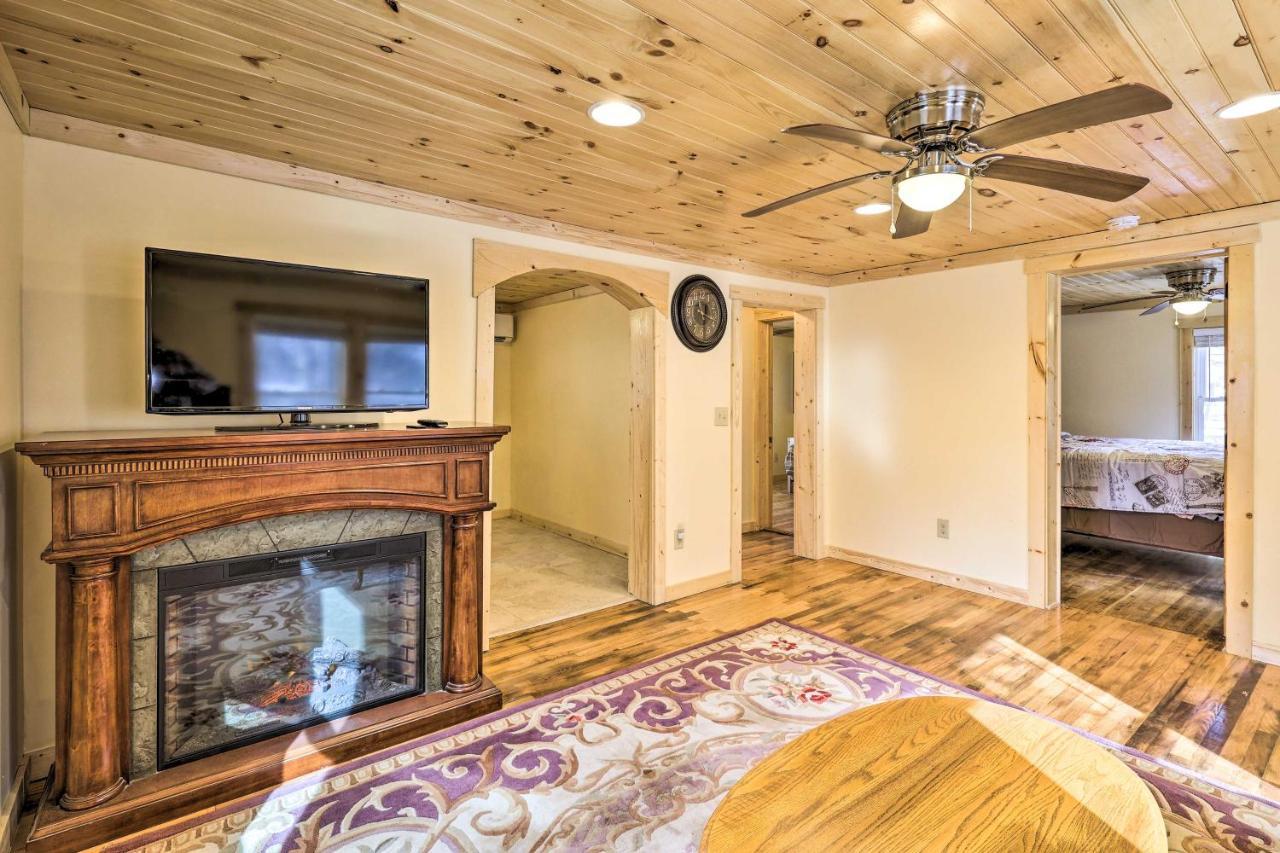Quaint Appalachian Getaway About 2 Mi To Boone! Holiday home *