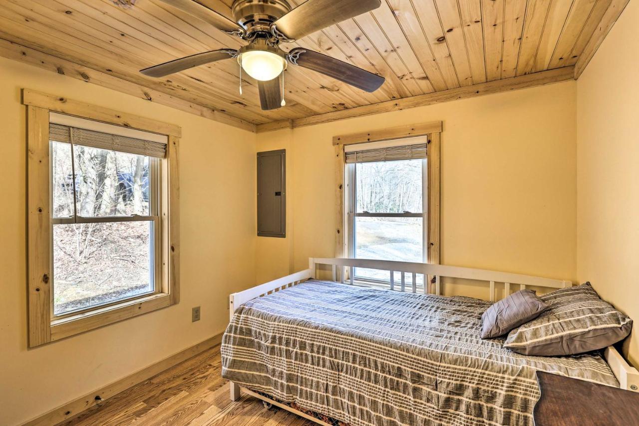 Quaint Appalachian Getaway About 2 Mi To Boone! Holiday home *